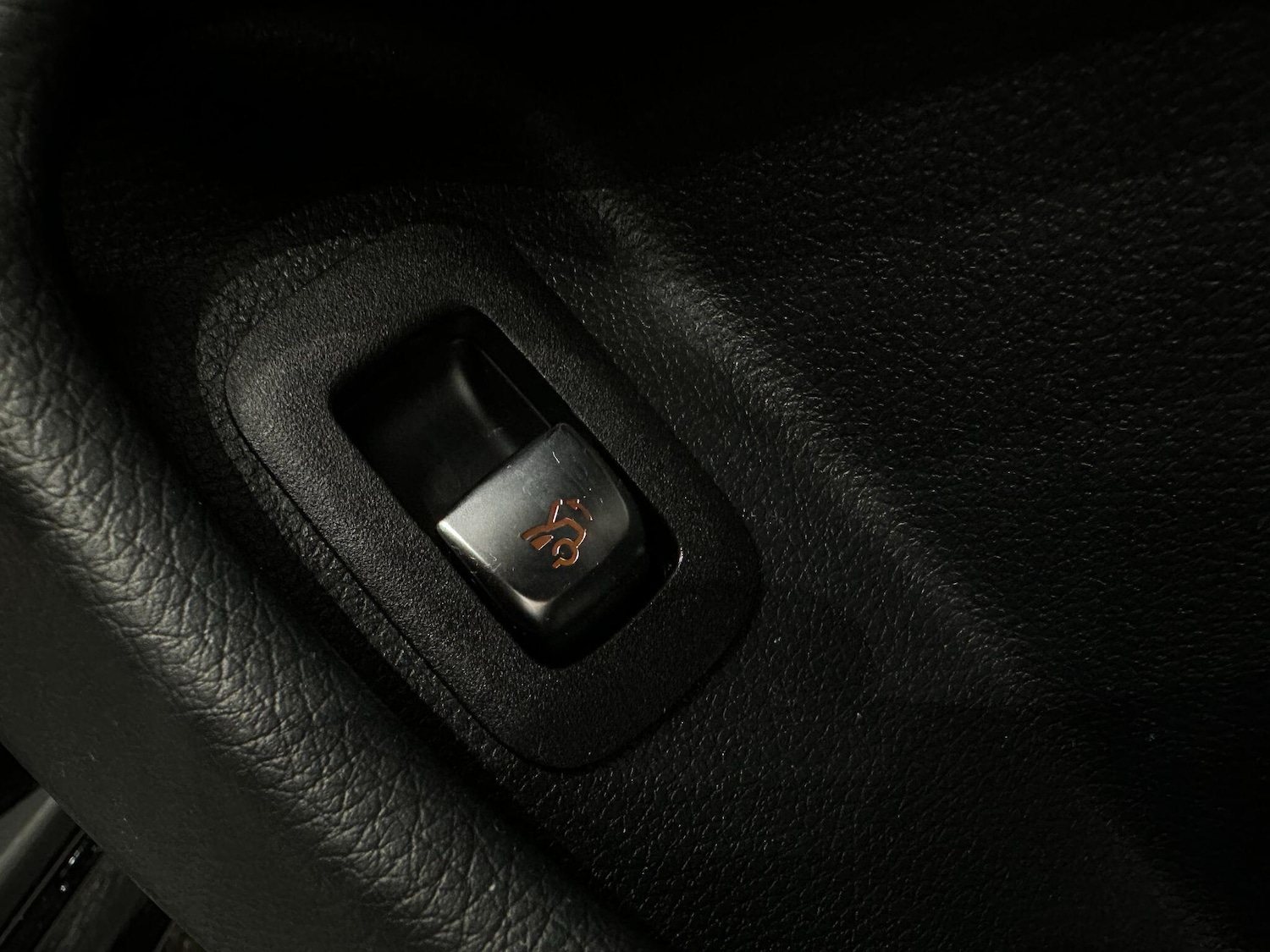 Used Mercedes-Benz C-Class 2020 for sale - 76153145: Photo 31