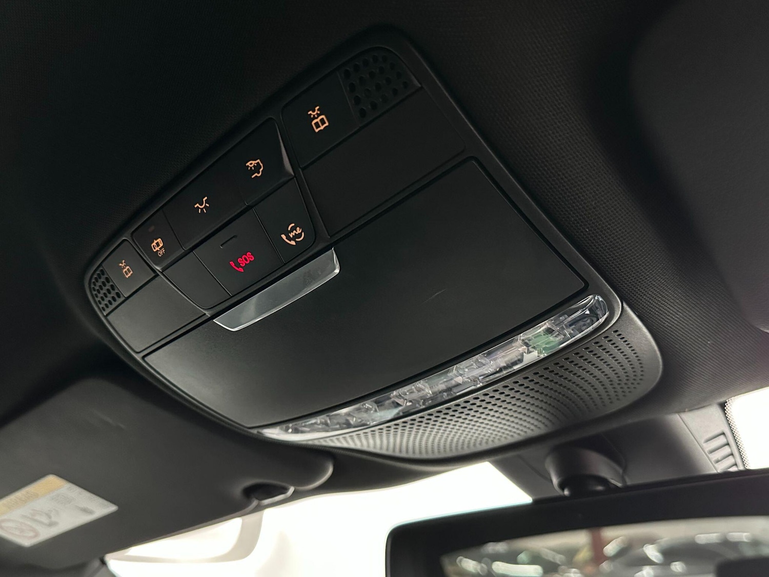 Used Mercedes-Benz C-Class 2020 for sale - 76153145: Photo 32