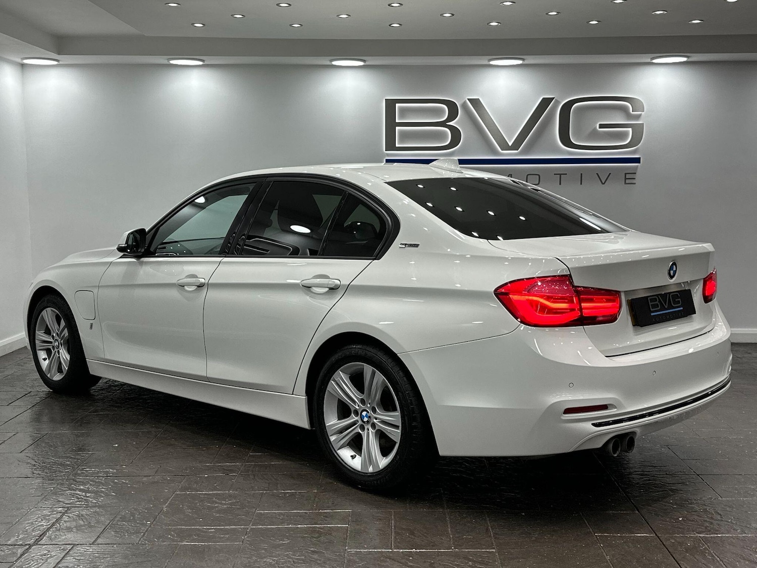 Used BMW 3 Series 2017 for sale - 76866166: Photo 10