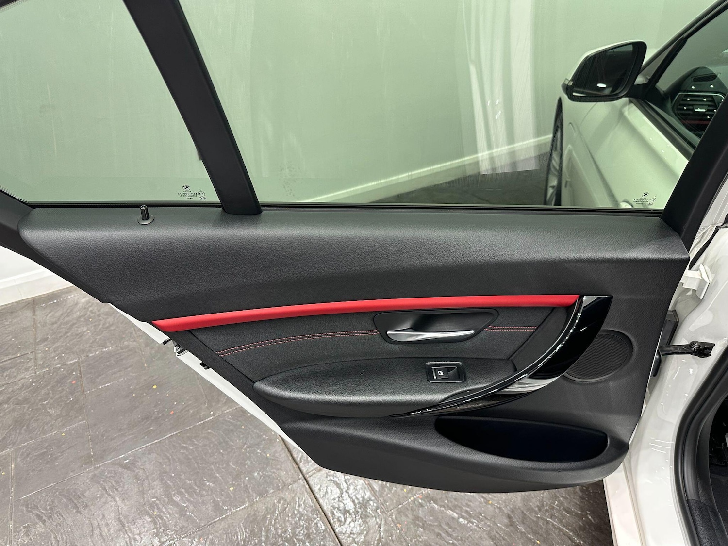 Used BMW 3 Series 2017 for sale - 76866166: Photo 54