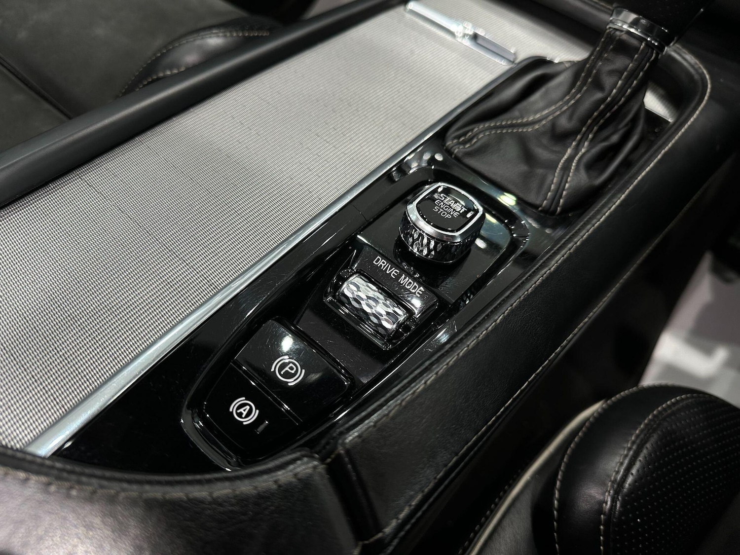 Used Volvo XC90 2018 for sale - 76658712: Photo 37