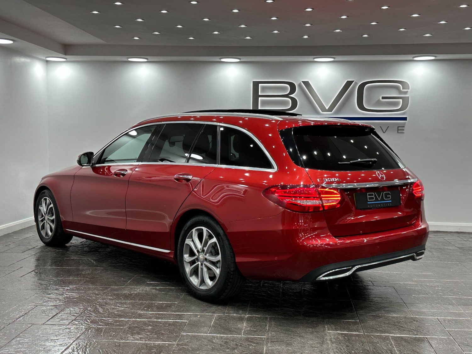 Used Mercedes-Benz C-Class 2015 for sale - 76108408: Photo 8