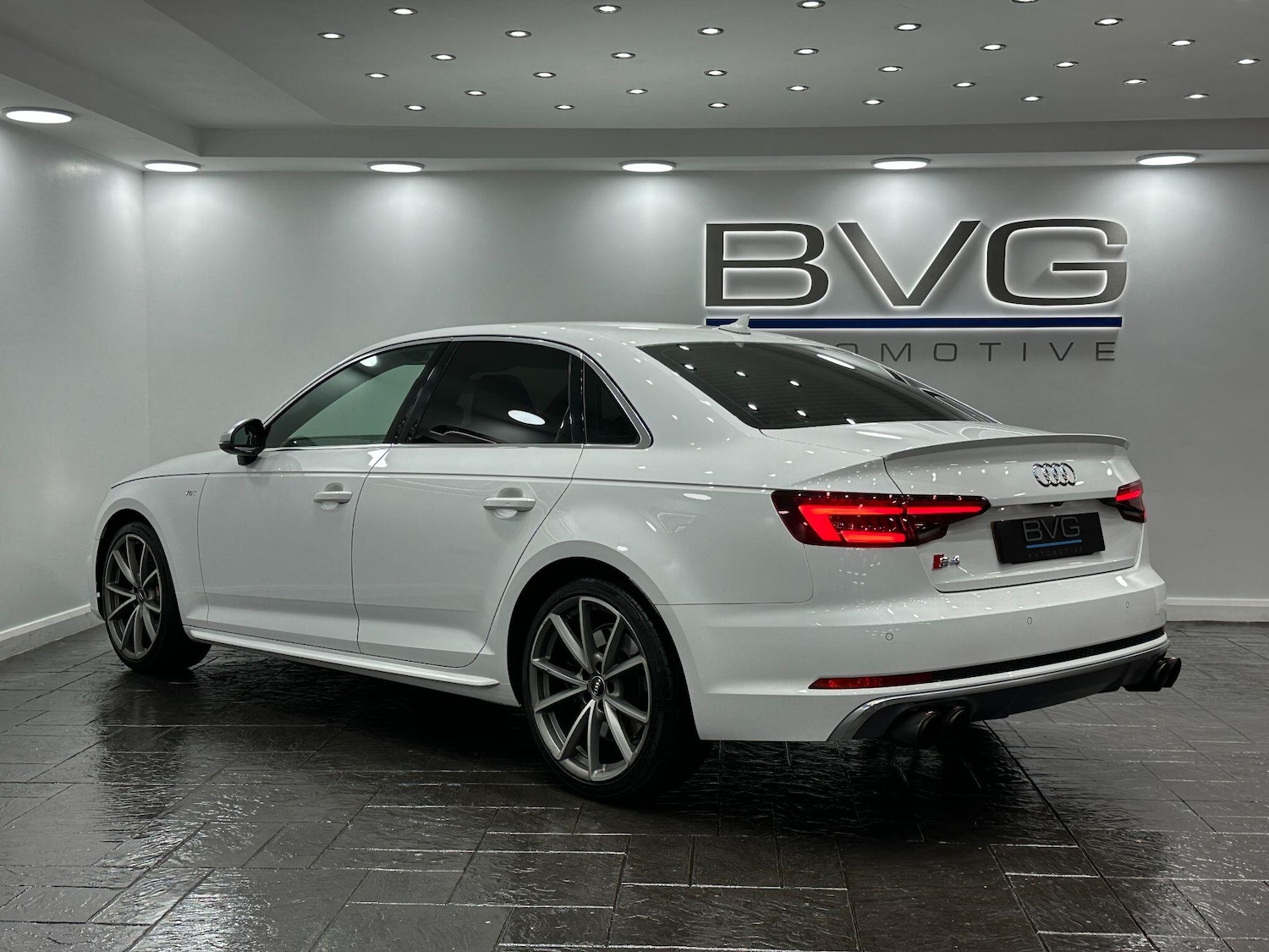 Used Audi A4 2018 for sale - 76832191: Photo 10