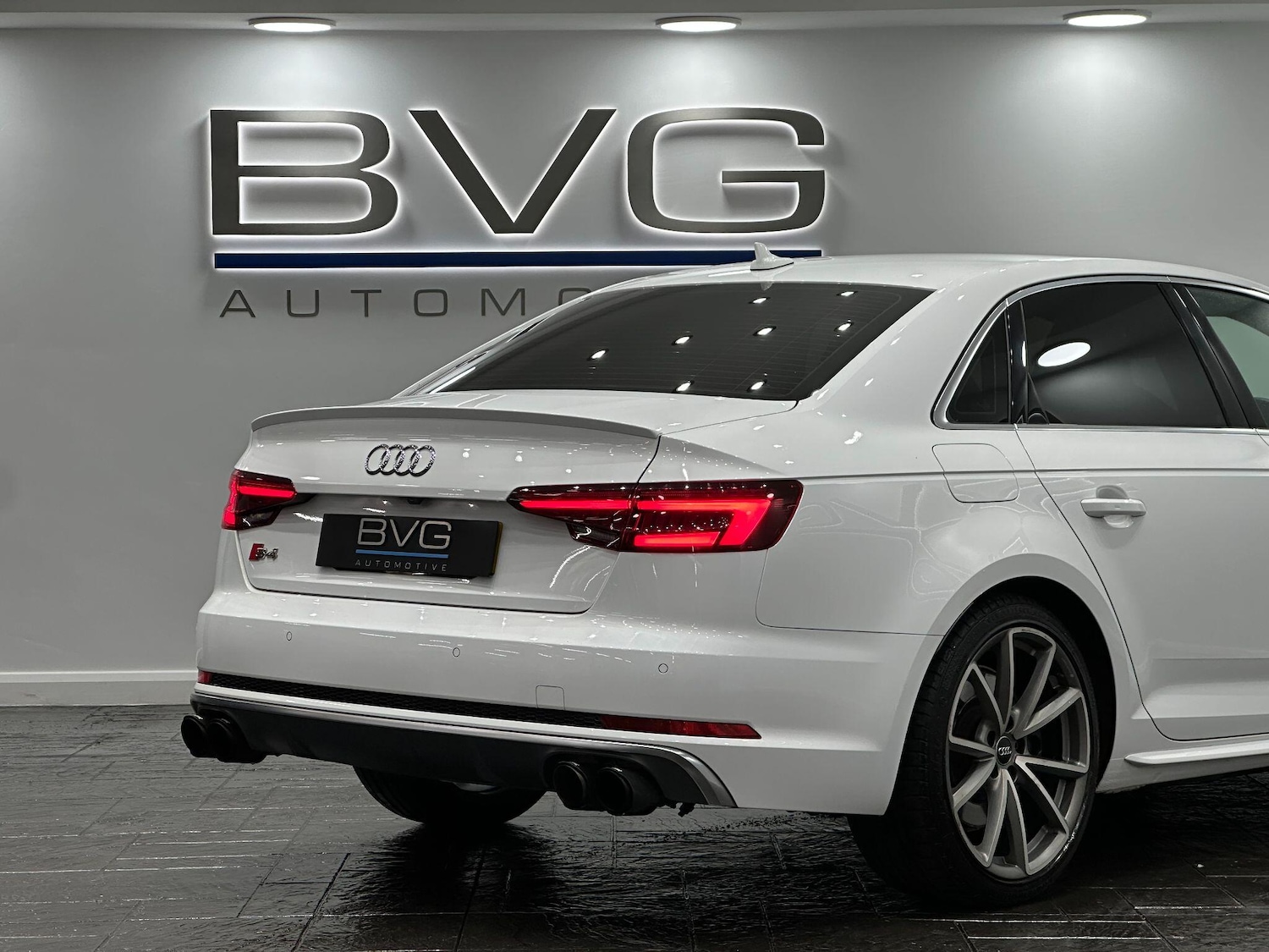 Used Audi A4 2018 for sale - 76832191: Photo 18