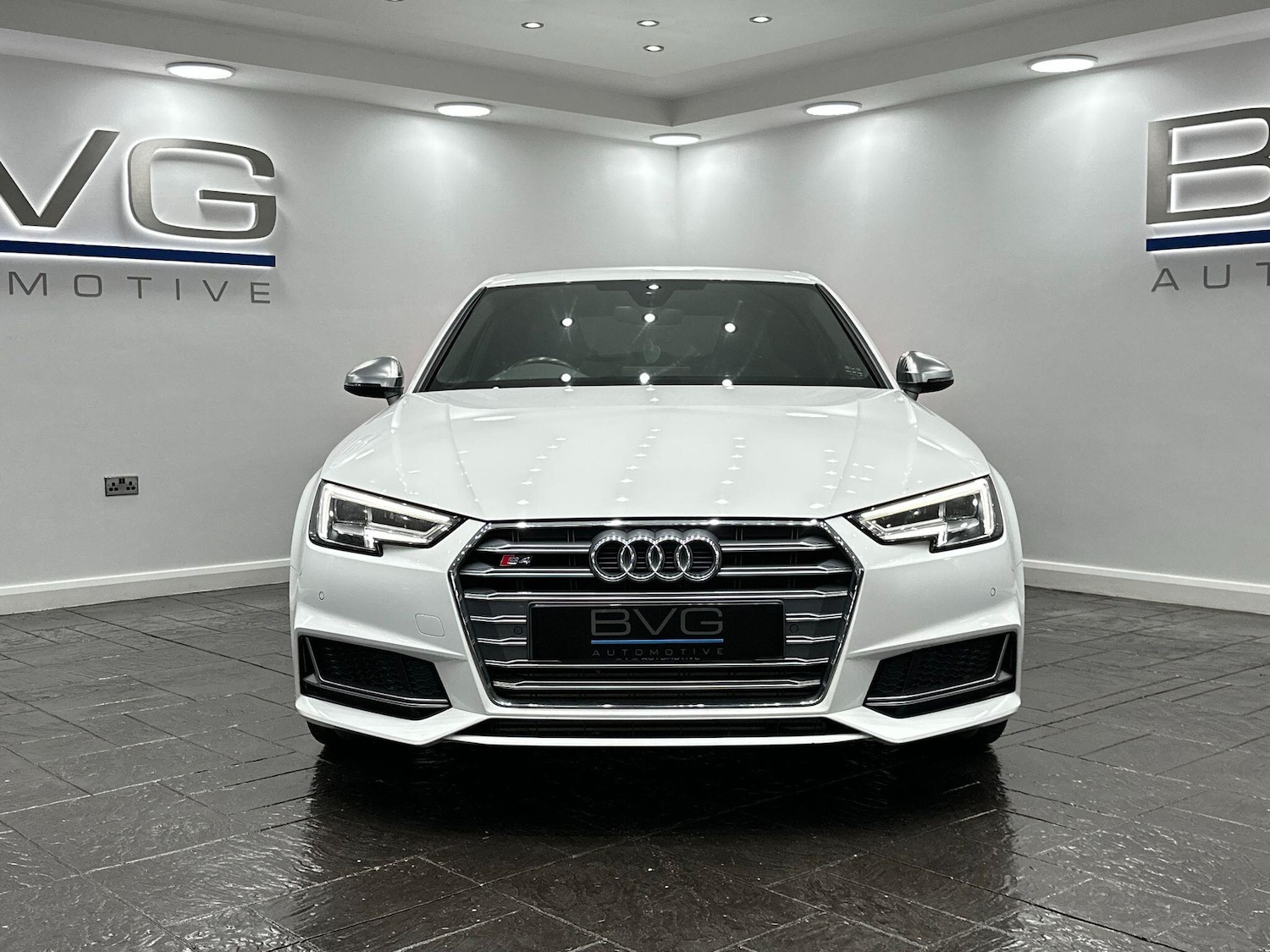 Used Audi A4 2018 for sale - 76832191: Photo 5