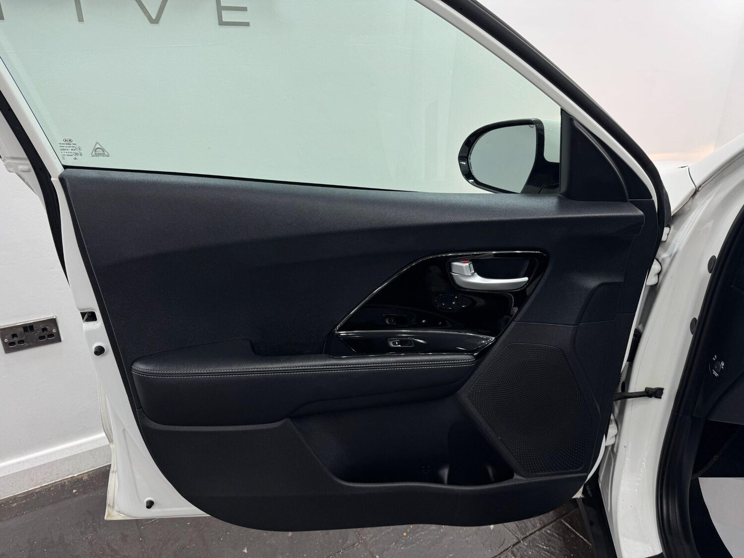 Used Kia Niro for sale - 77495999: Photo 47