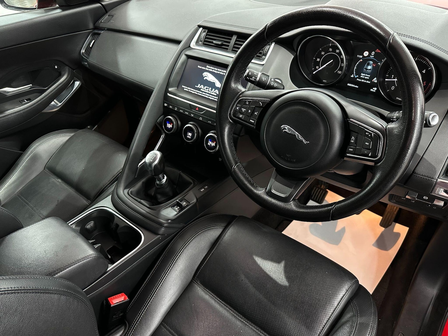 Used Jaguar E-Pace 2019 for sale - 76109807: Photo 22