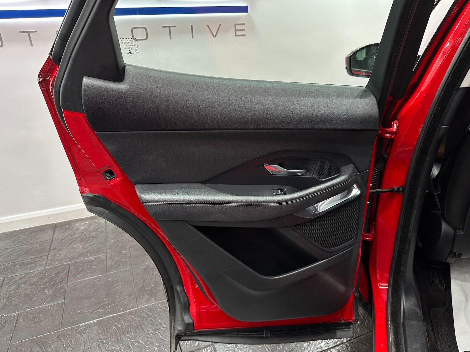 Used Jaguar E-Pace 2019 for sale - 76109807: Photo 46