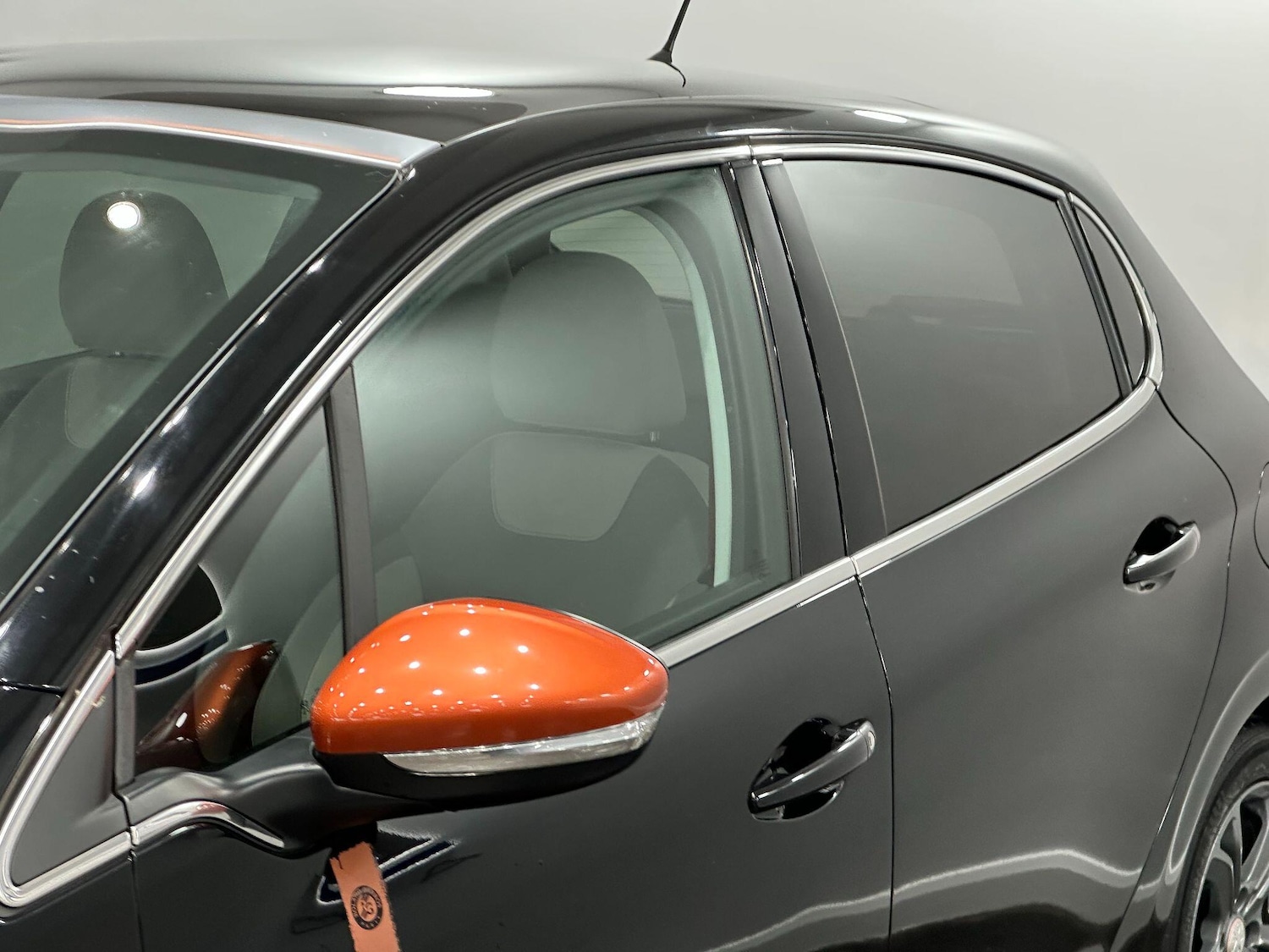 Used Peugeot 208 2014 for sale - 77066832: Photo 16