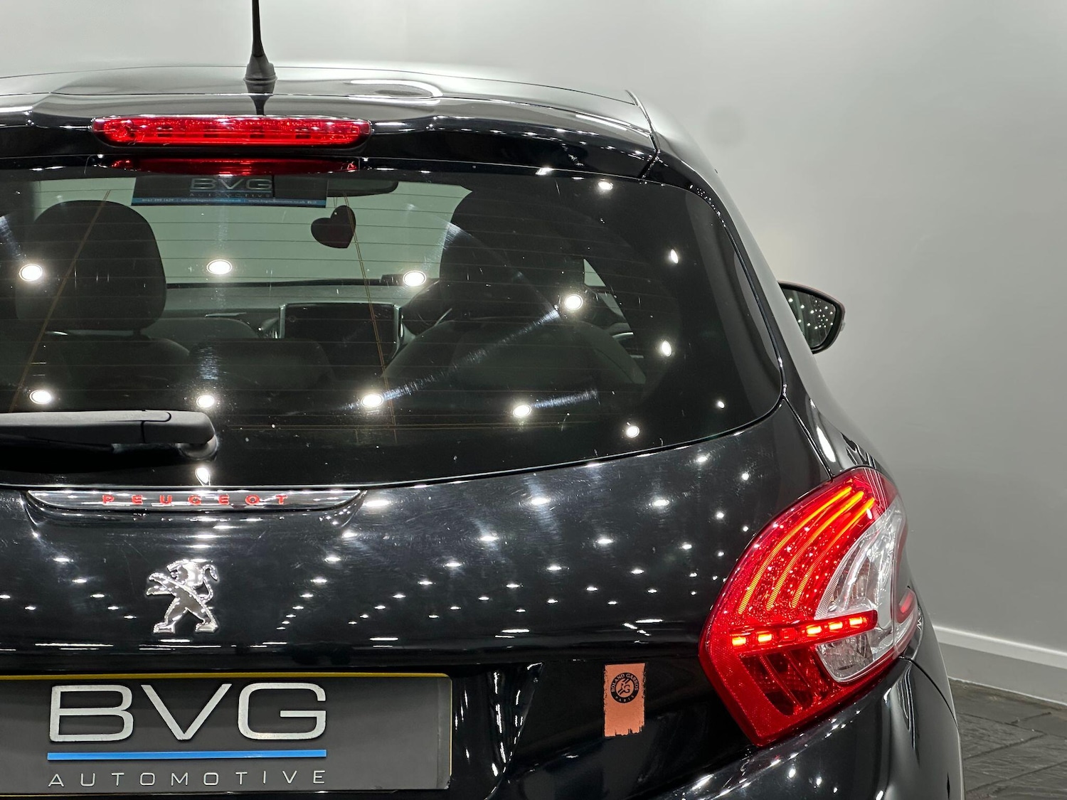 Used Peugeot 208 2014 for sale - 77066832: Photo 20