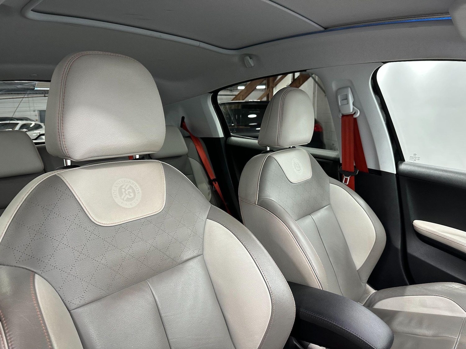 Used Peugeot 208 2014 for sale - 77066832: Photo 26