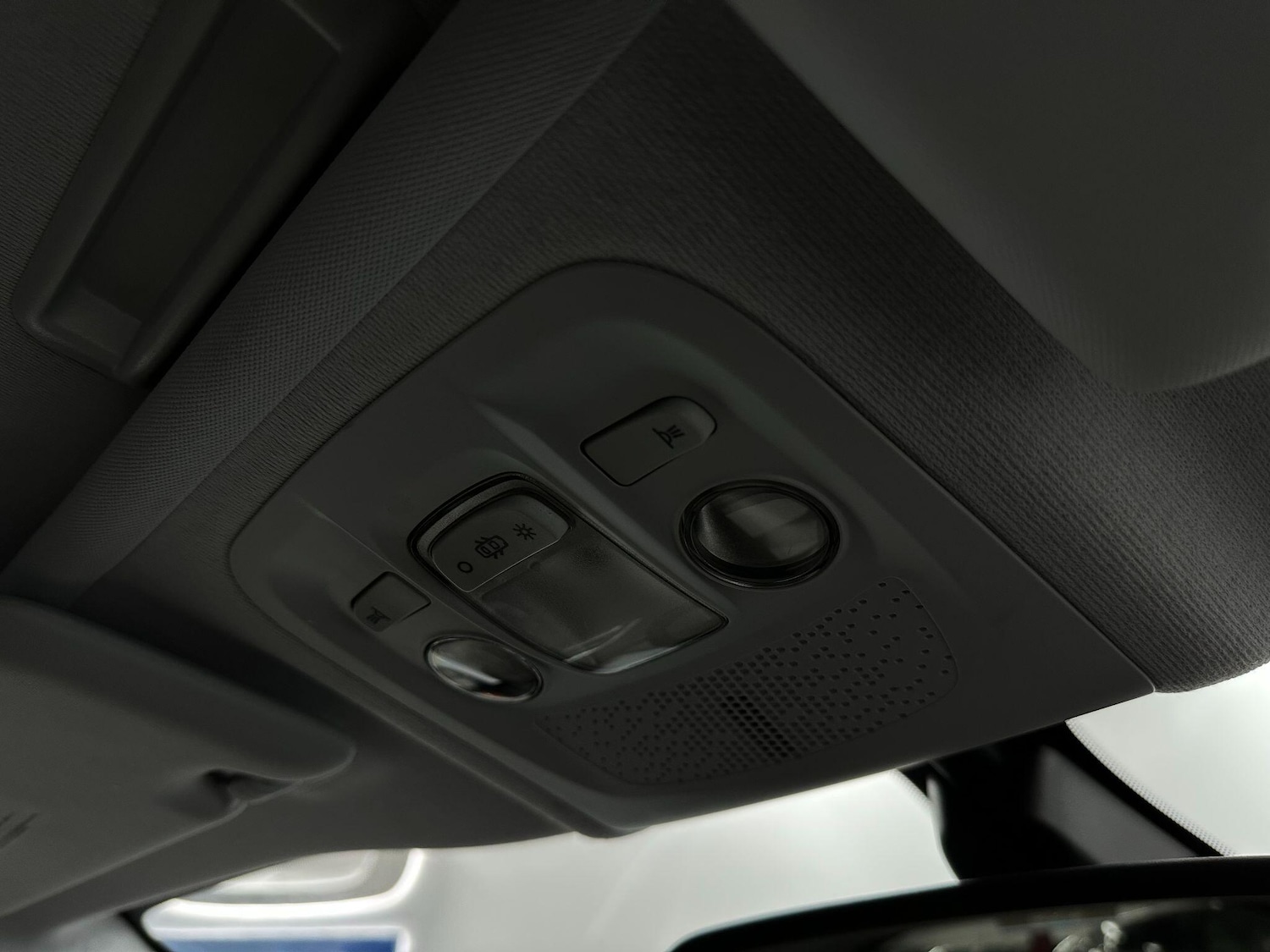 Used Peugeot 208 2014 for sale - 77066832: Photo 29