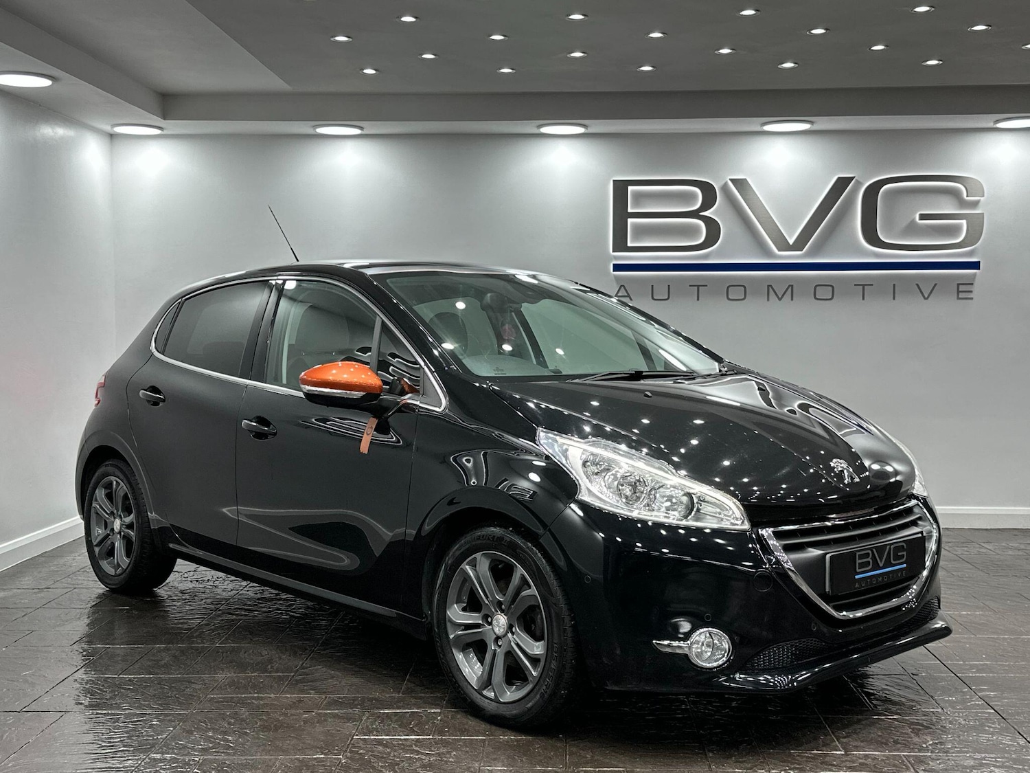 Used Peugeot 208 2014 for sale - 77066832: Photo 4