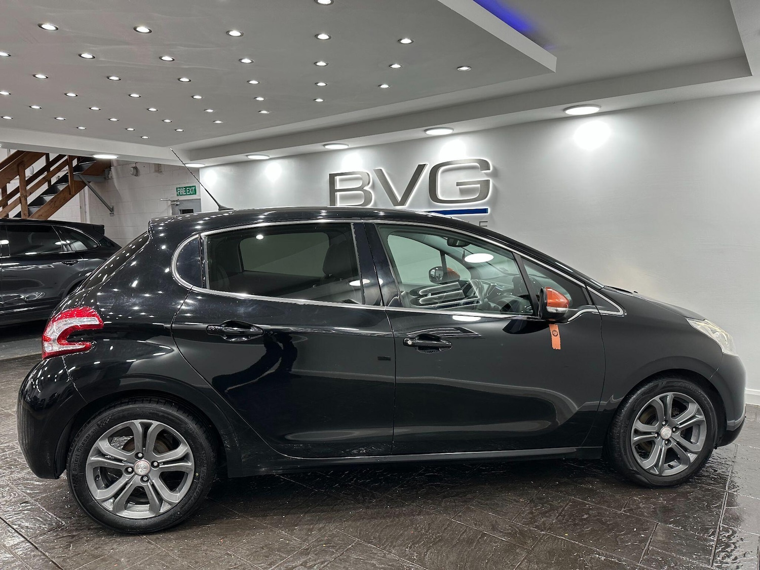 Used Peugeot 208 2014 for sale - 77066832: Photo 8