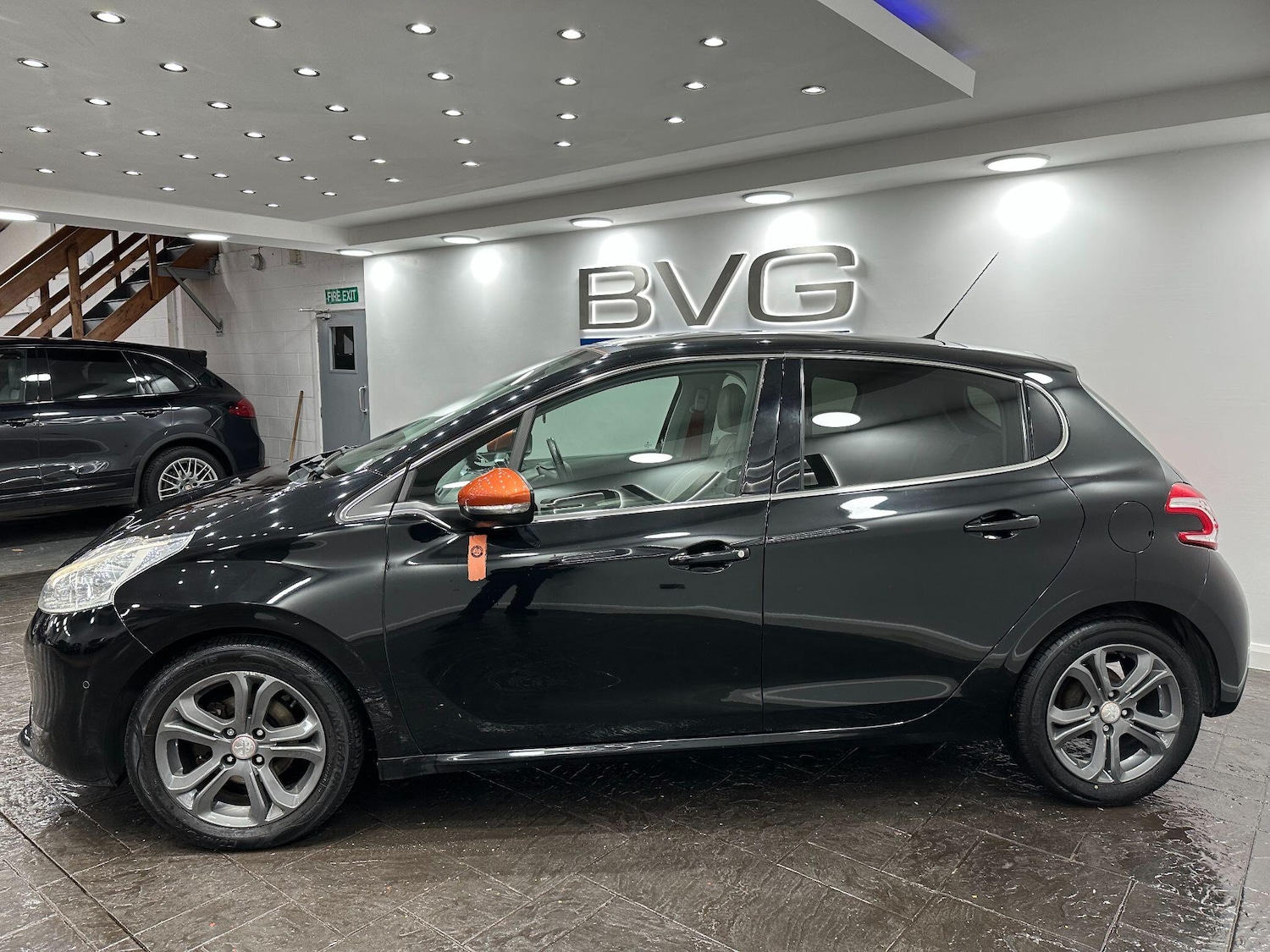 Used Peugeot 208 2014 for sale - 77066832: Photo 9