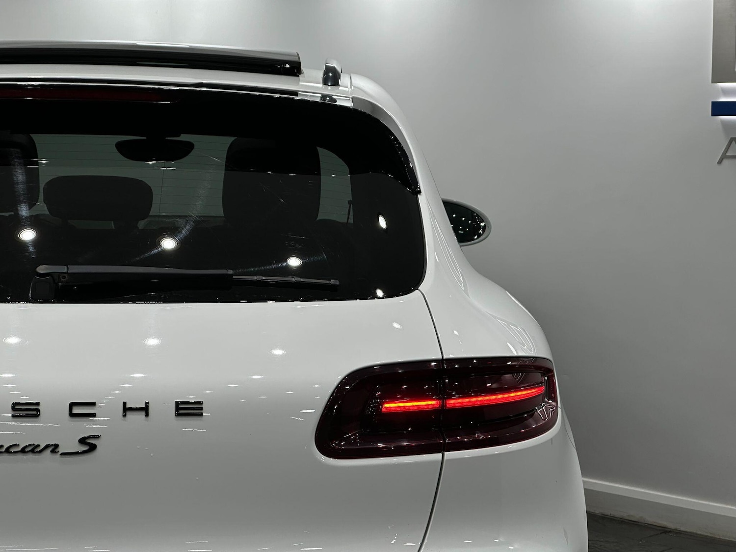 Used Porsche Macan 2018 for sale - 76765781: Photo 21