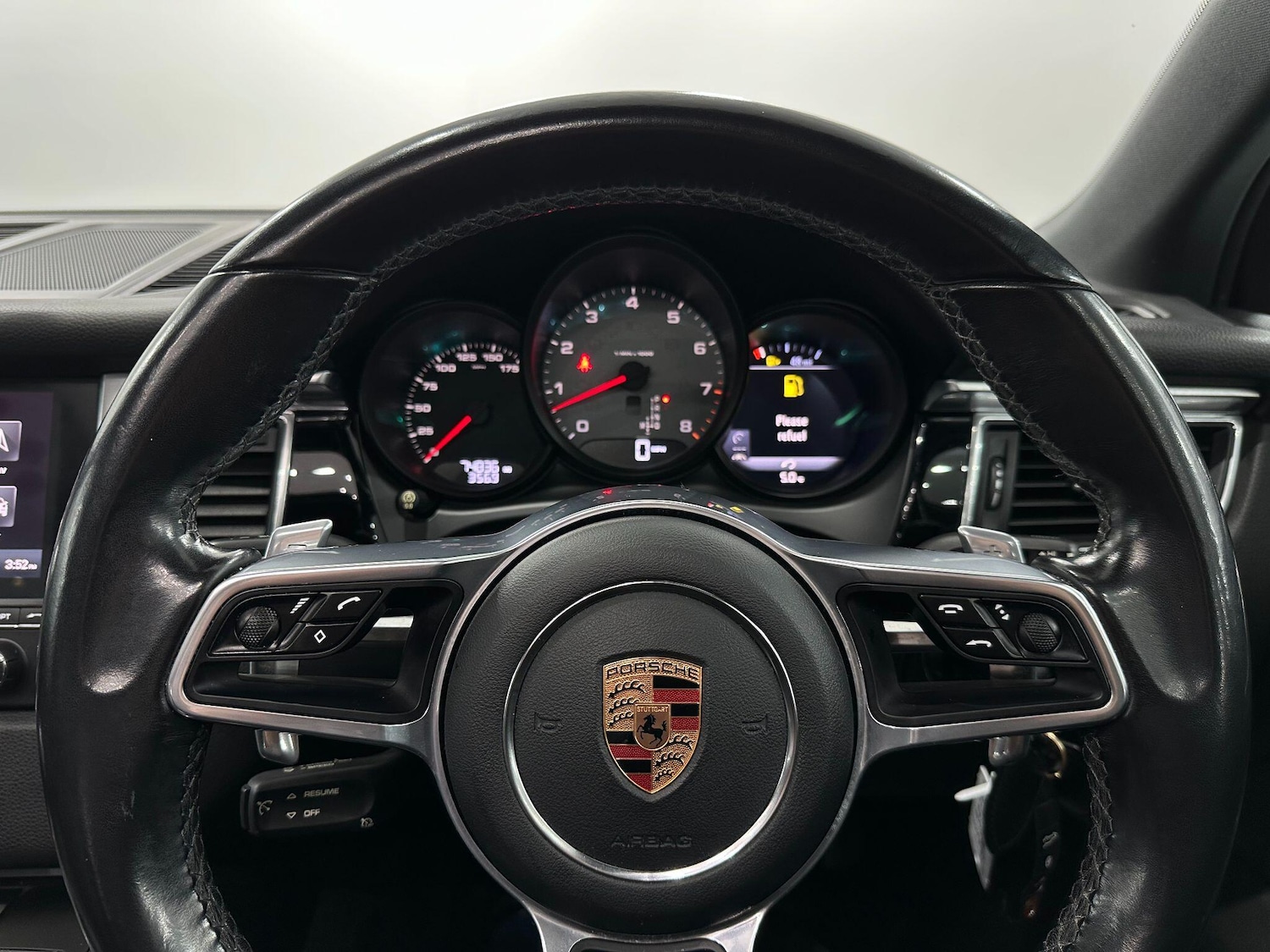 Used Porsche Macan 2018 for sale - 76765781: Photo 27