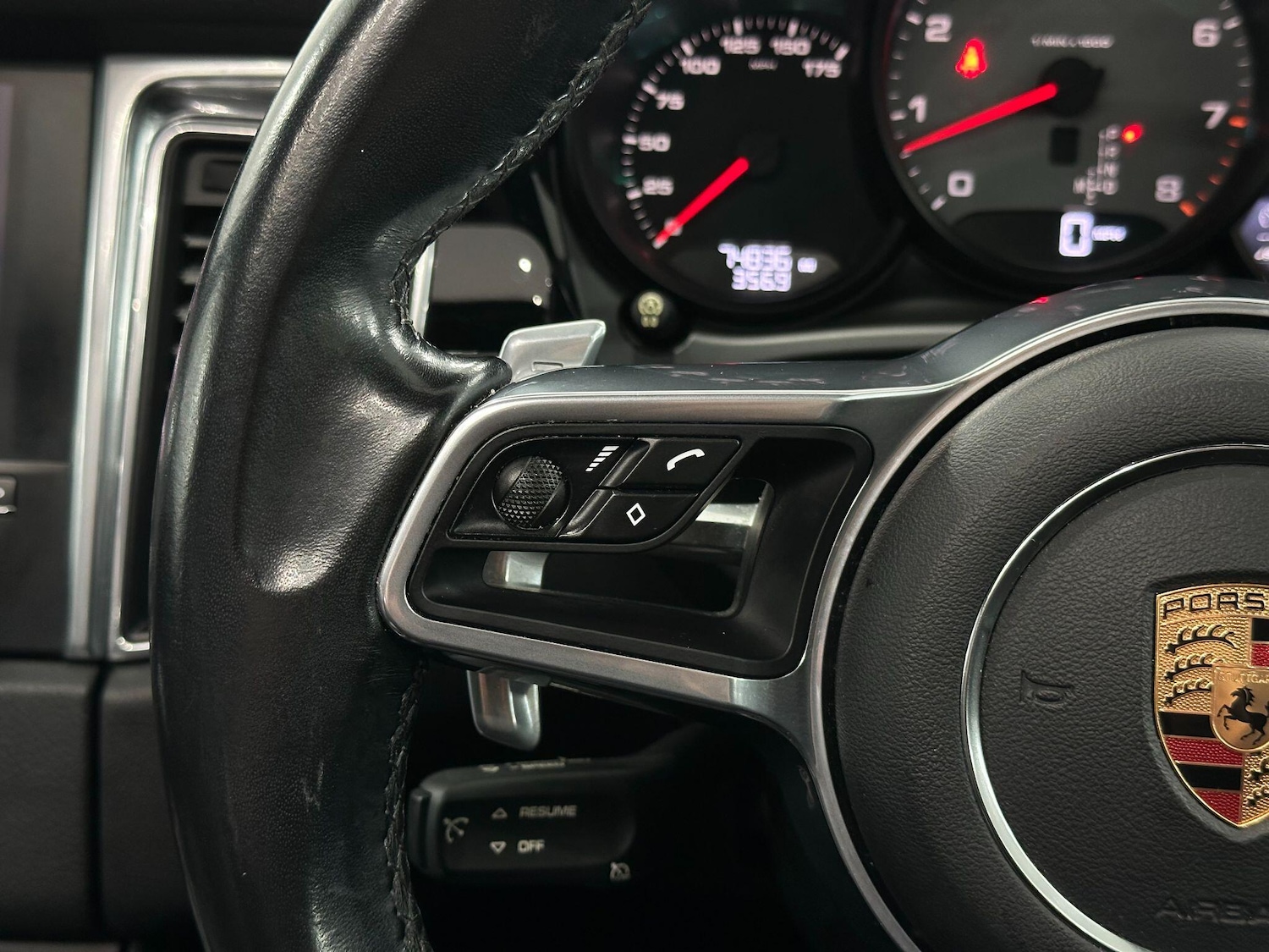 Used Porsche Macan 2018 for sale - 76765781: Photo 29