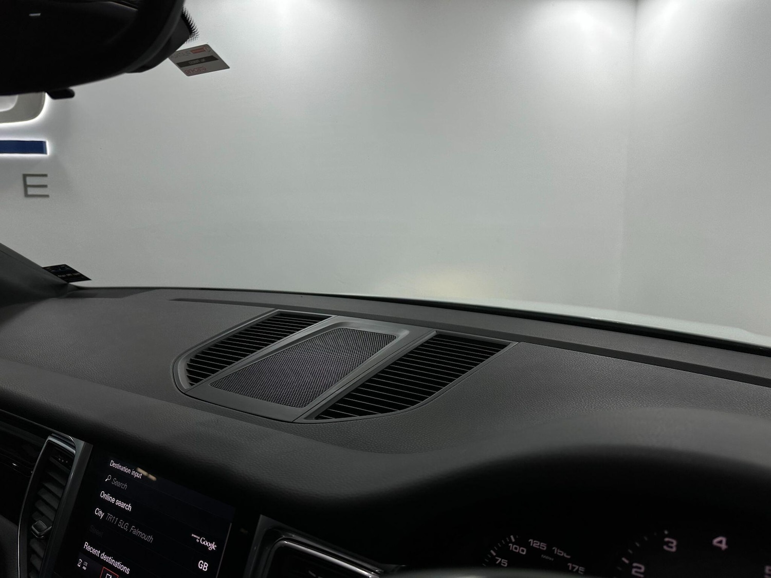 Used Porsche Macan 2018 for sale - 76765781: Photo 44