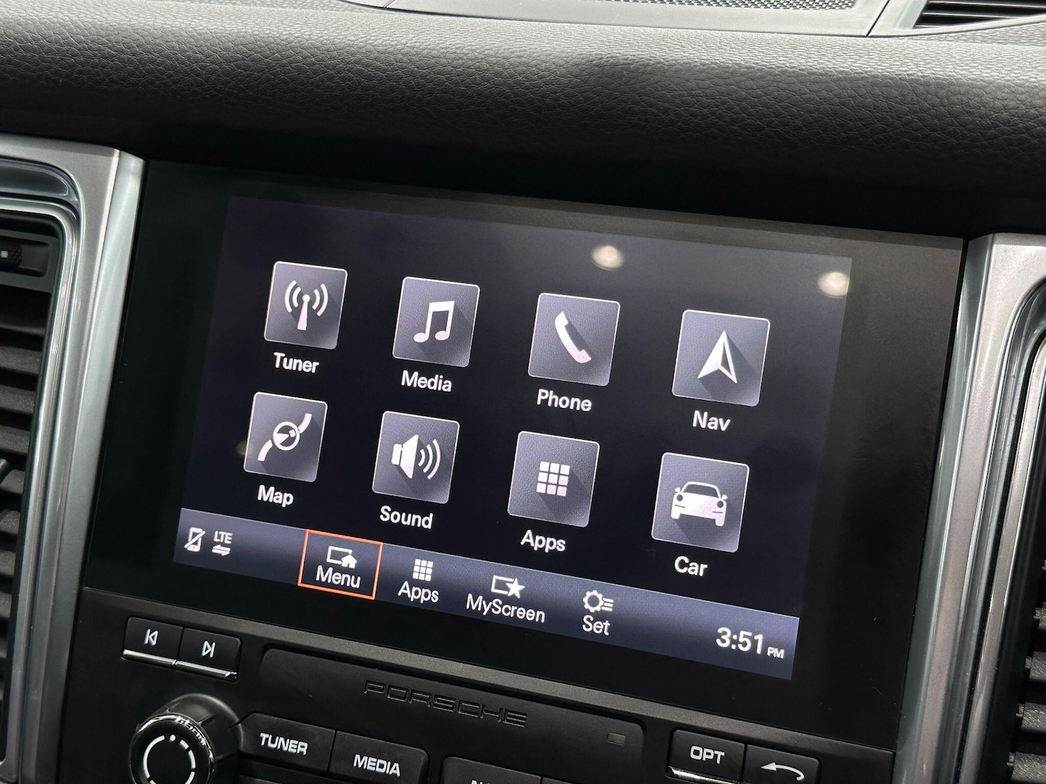 Used Porsche Macan 2018 for sale - 76765781: Photo 52