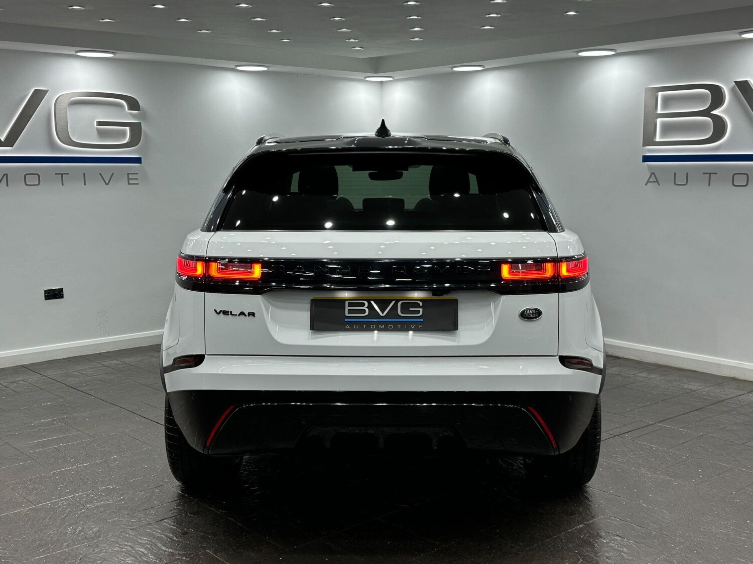 Used Land Rover Range Rover Velar 2019 for sale - 76976680: Photo 12