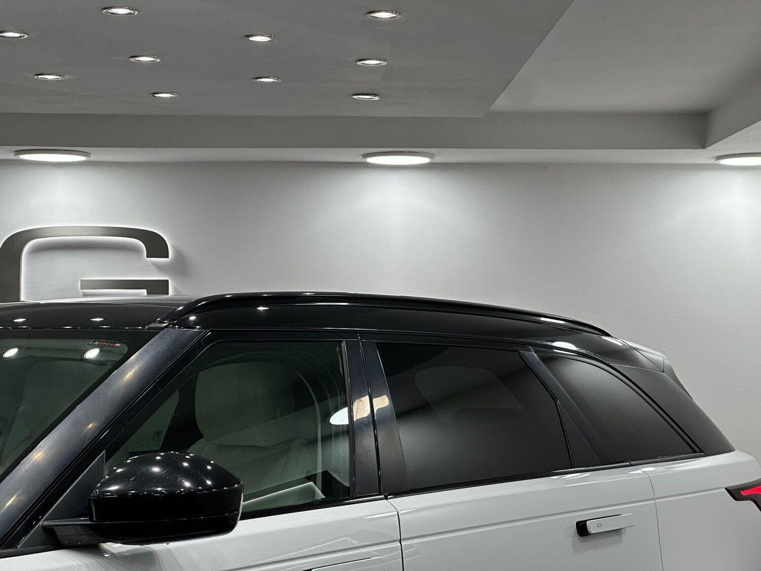 Used Land Rover Range Rover Velar 2019 for sale - 76976680: Photo 19