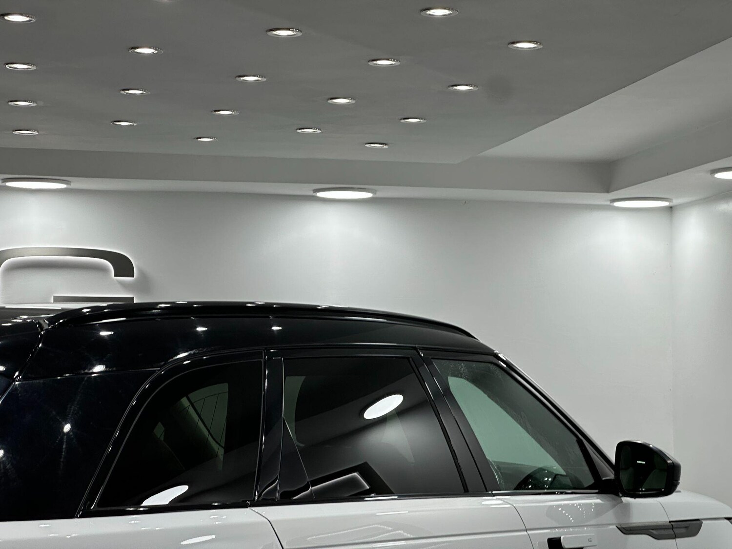 Used Land Rover Range Rover Velar 2019 for sale - 76976680: Photo 24