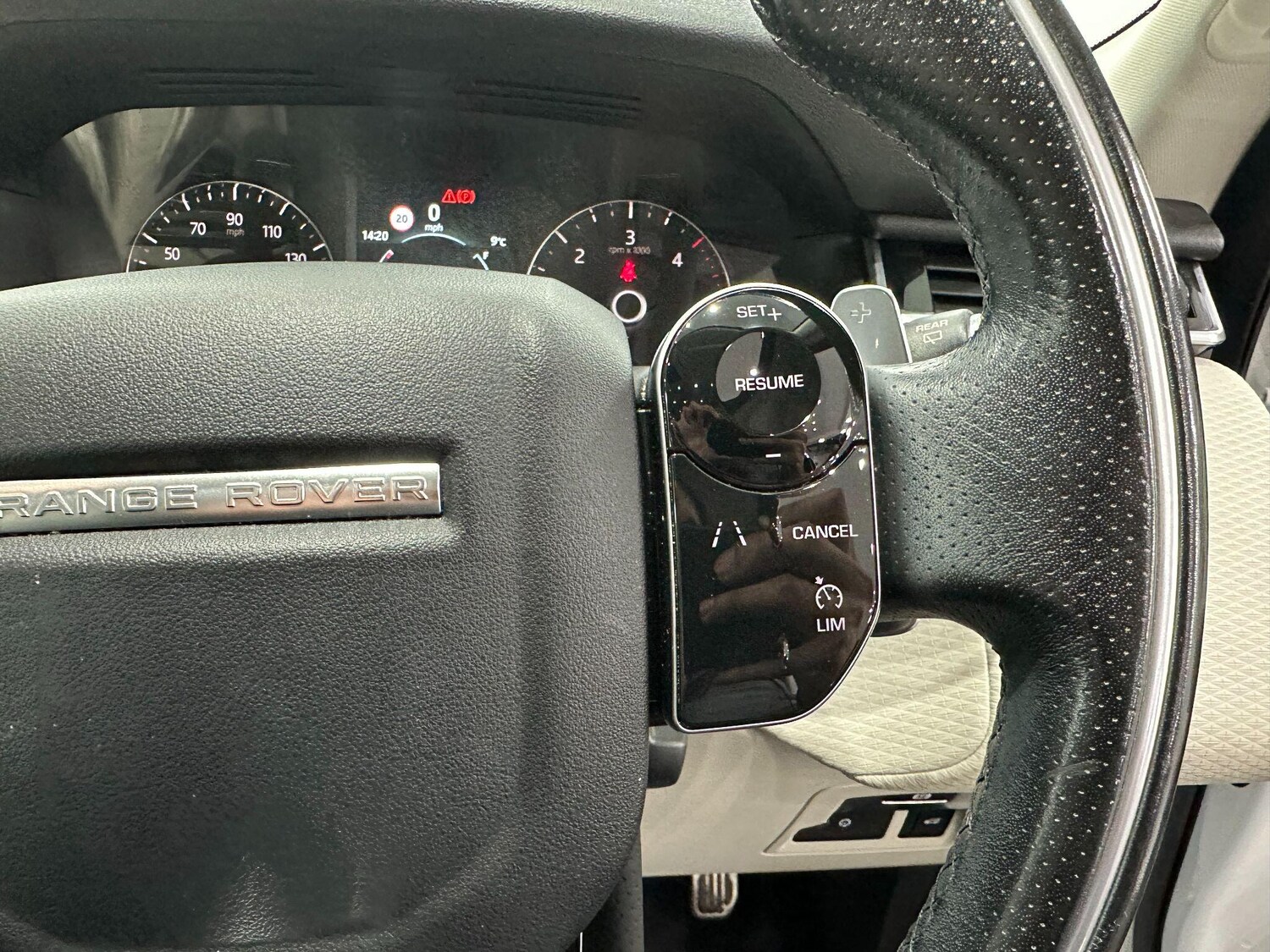 Used Land Rover Range Rover Velar 2019 for sale - 76976680: Photo 47