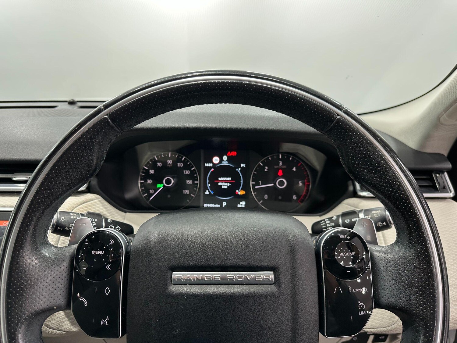 Used Land Rover Range Rover Velar 2019 for sale - 76976680: Photo 48