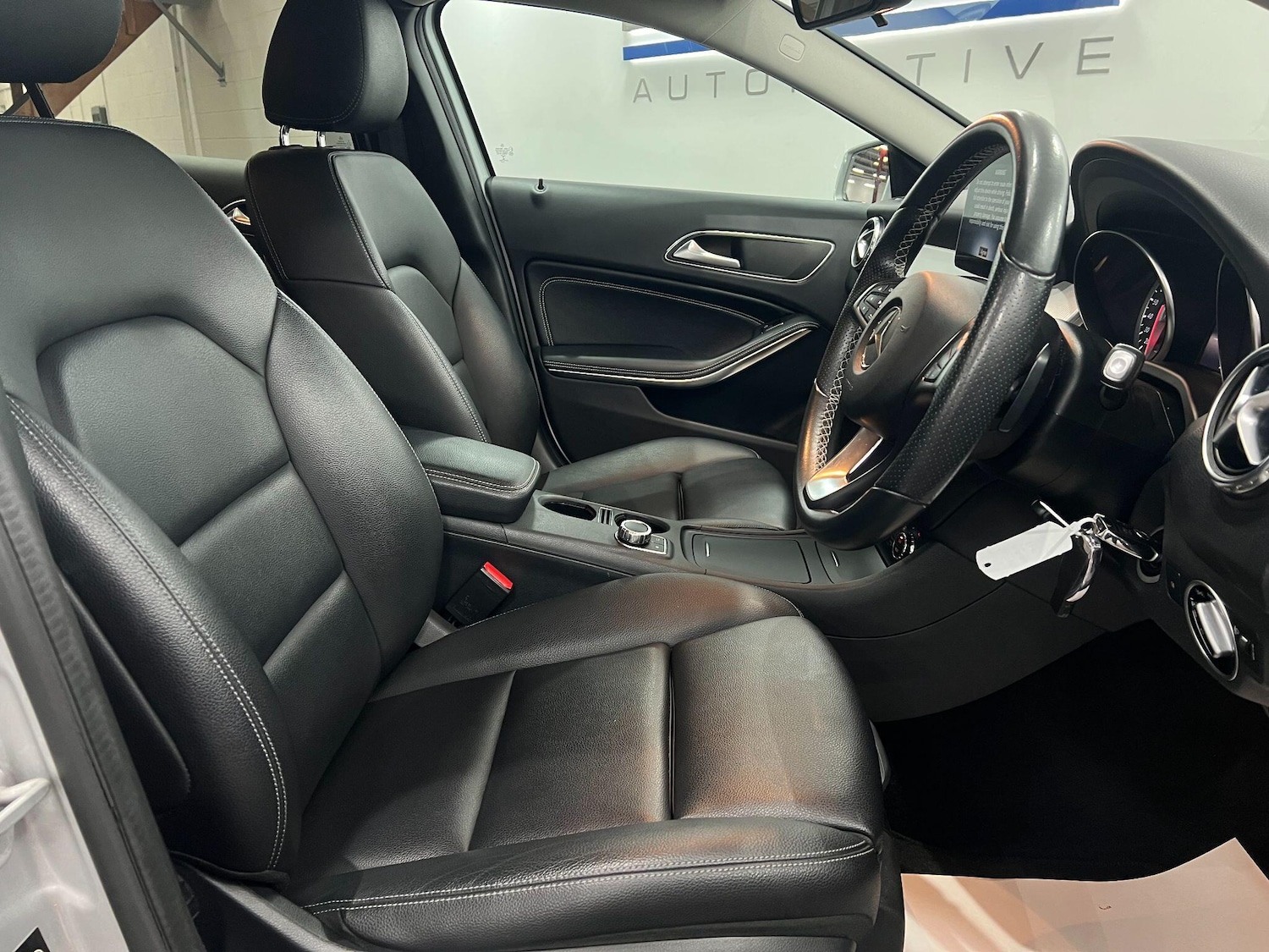 Used Mercedes-Benz GLA 2017 for sale - 76201180: Photo 27