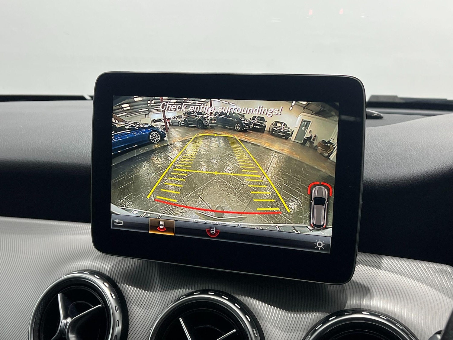 Used Mercedes-Benz GLA 2017 for sale - 76201180: Photo 37