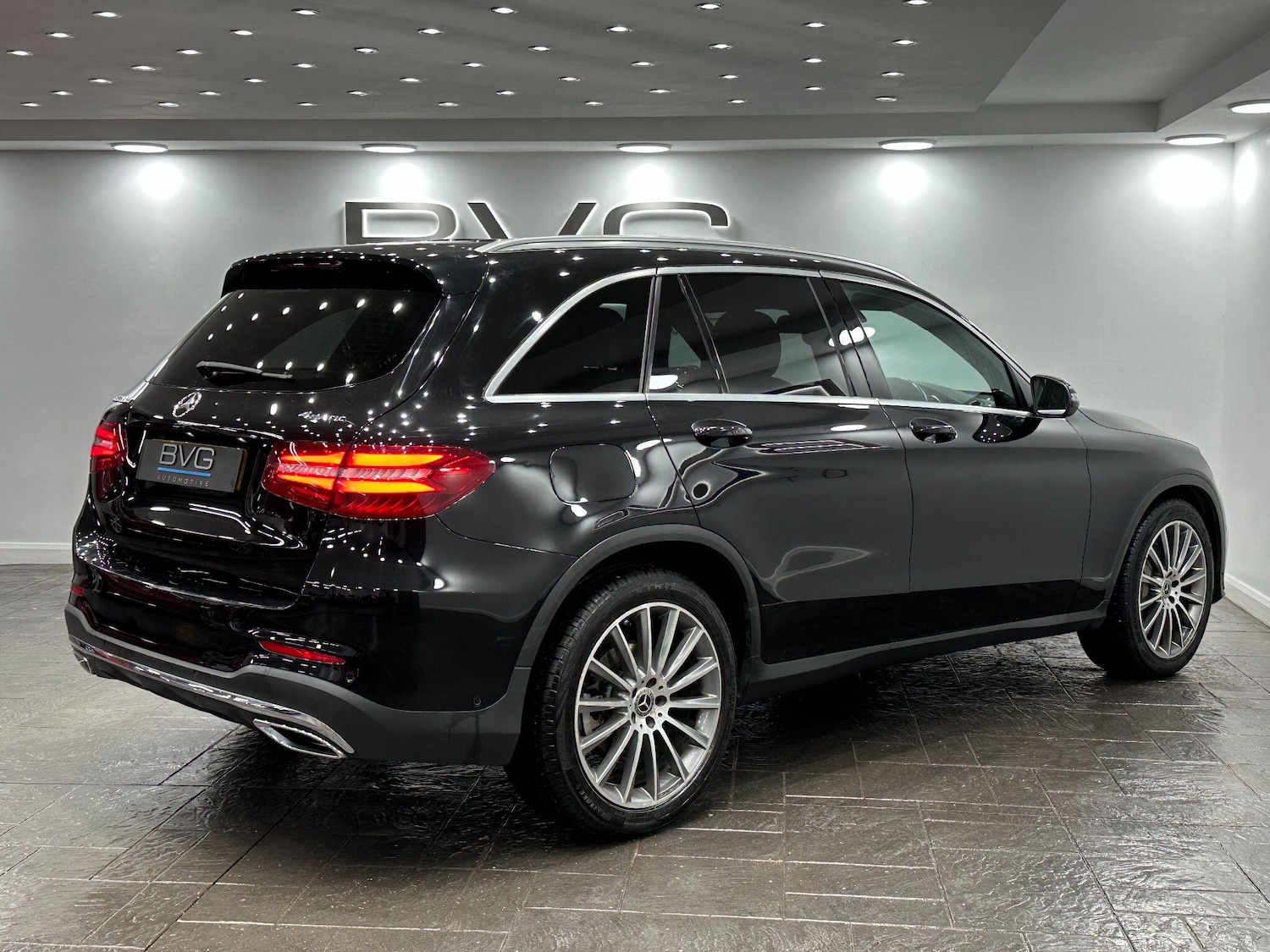 Used Mercedes-Benz GLC 2018 for sale - 76898297: Photo 11
