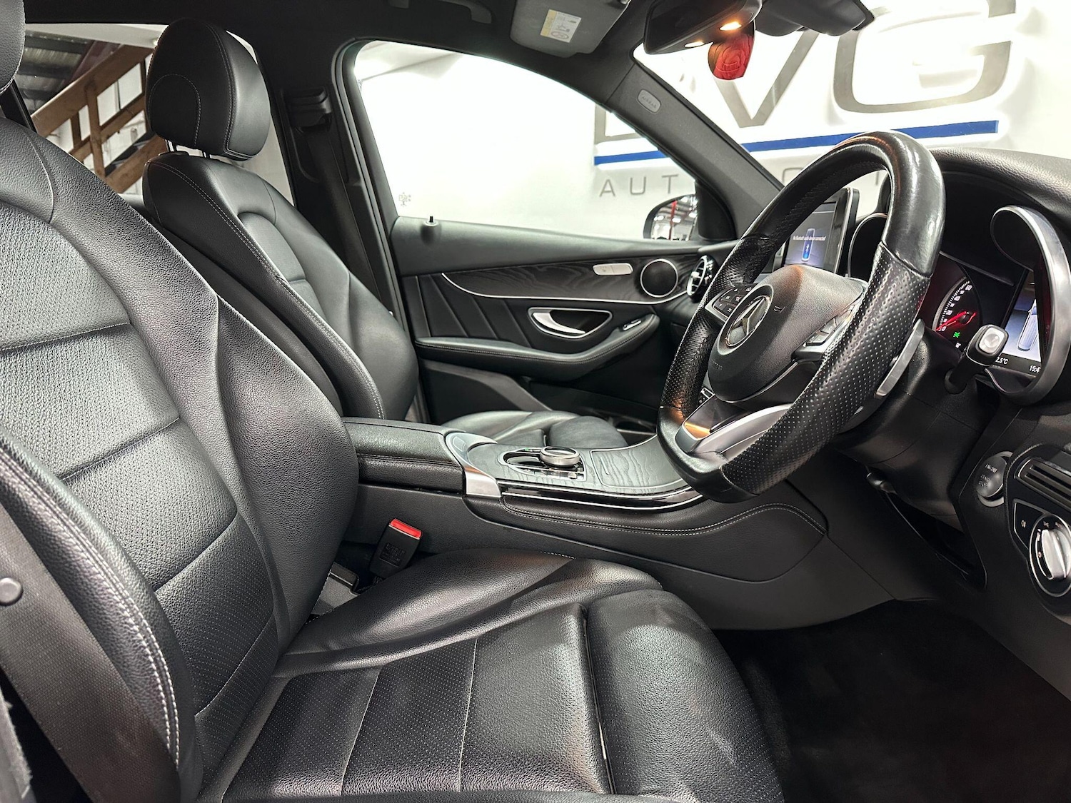 Used Mercedes-Benz GLC 2018 for sale - 76898297: Photo 24