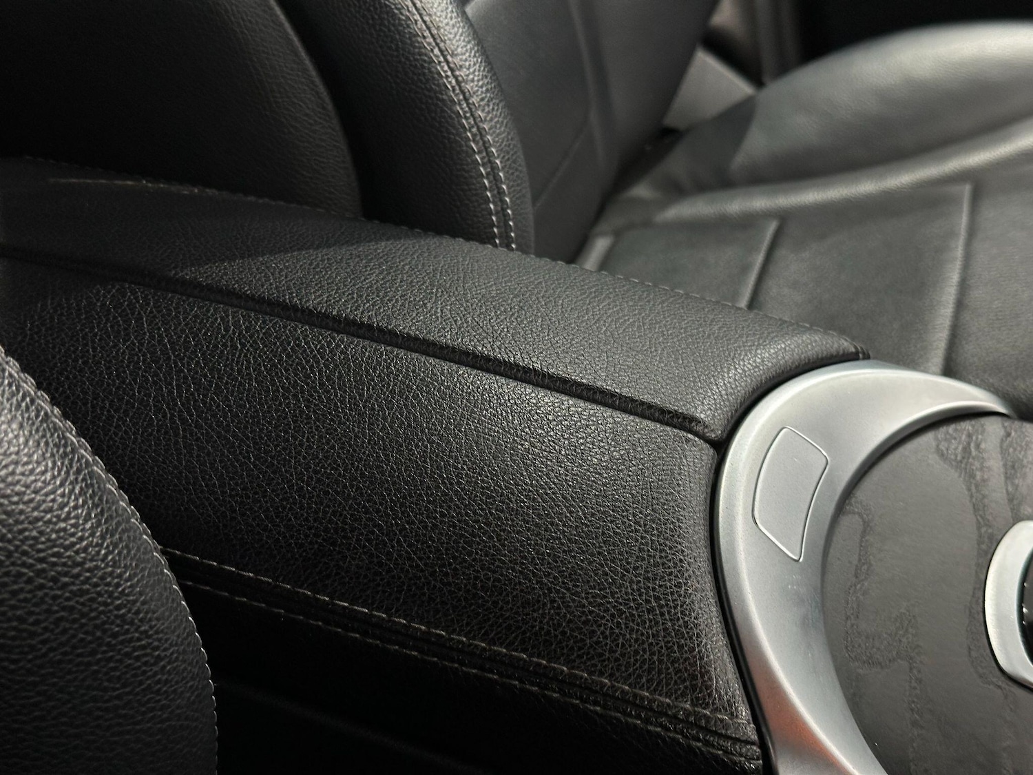 Used Mercedes-Benz GLC 2018 for sale - 76898297: Photo 41