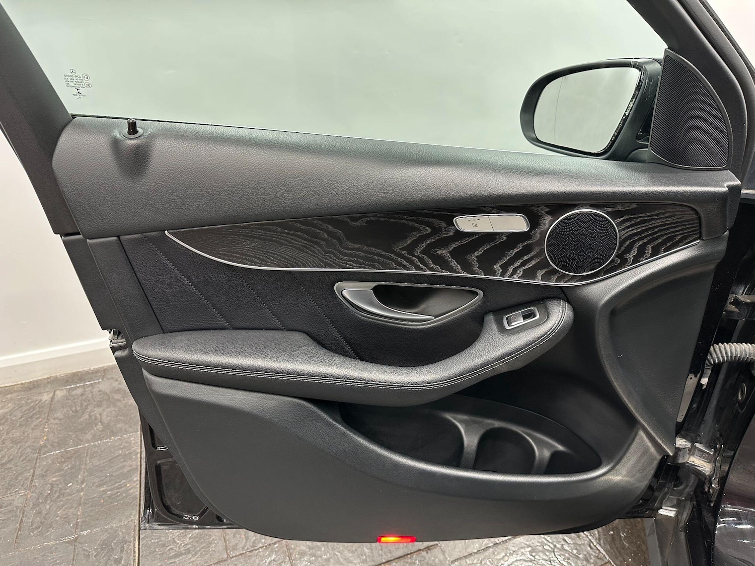 Used Mercedes-Benz GLC 2018 for sale - 76898297: Photo 50