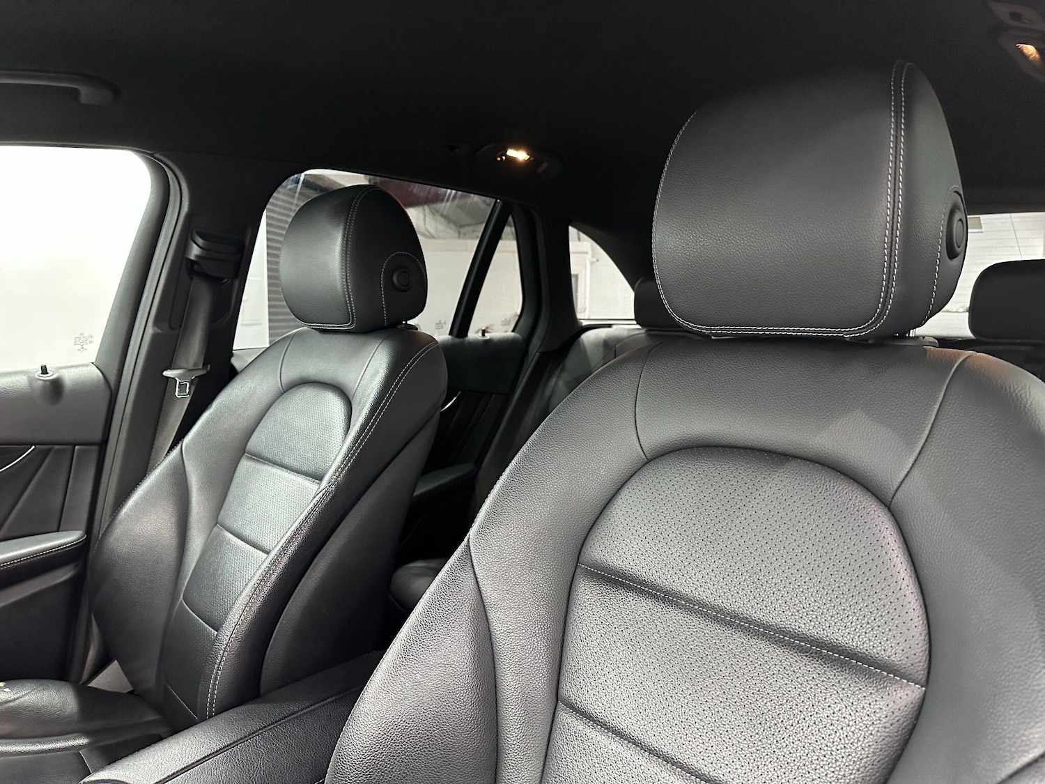 Used Mercedes-Benz GLC 2018 for sale - 76898297: Photo 52