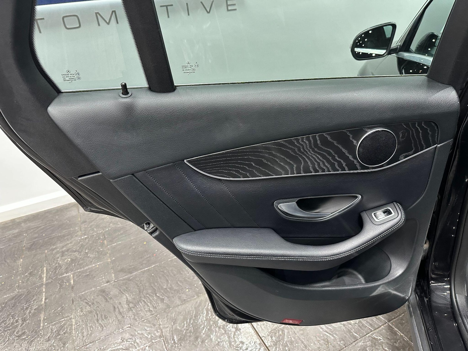 Used Mercedes-Benz GLC 2018 for sale - 76898297: Photo 53