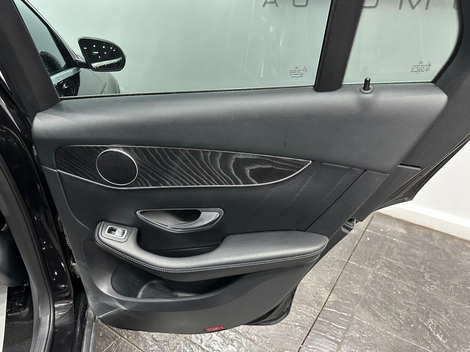 Used Mercedes-Benz GLC 2018 for sale - 76898297: Photo 57