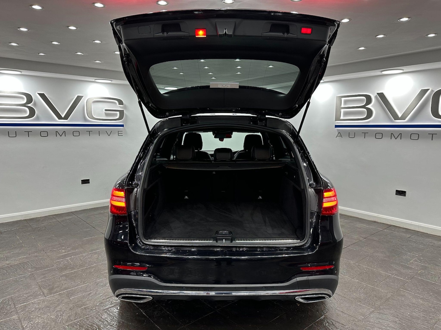 Used Mercedes-Benz GLC 2018 for sale - 76898297: Photo 61