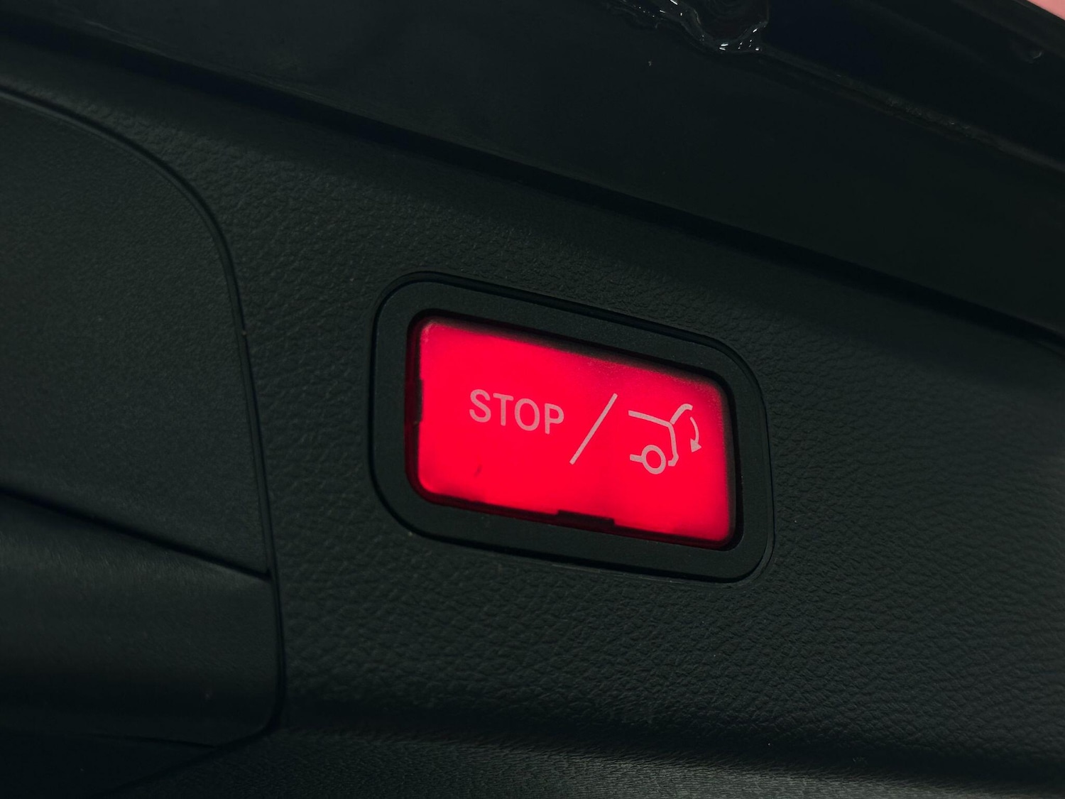 Used Mercedes-Benz GLC 2018 for sale - 76898297: Photo 62