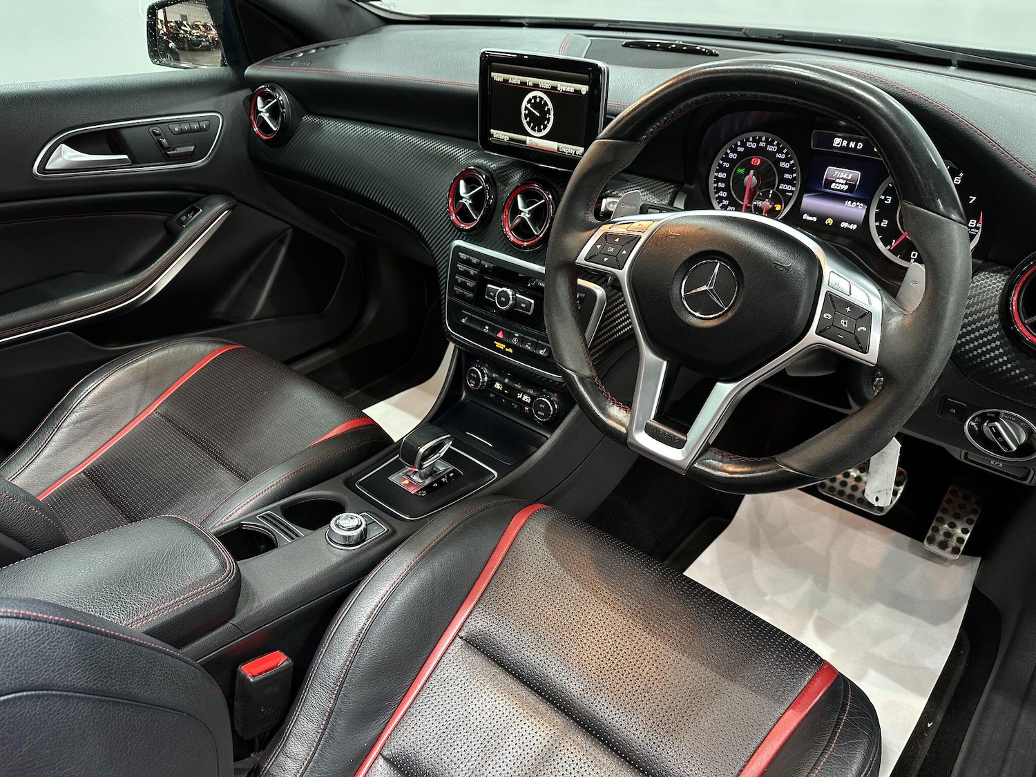 Used Mercedes-Benz A-Class 2015 for sale - 76549876: Photo 27