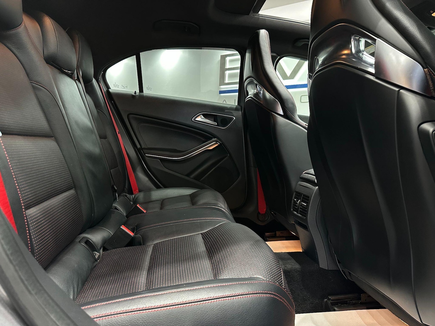 Used Mercedes-Benz A-Class 2015 for sale - 76549876: Photo 64