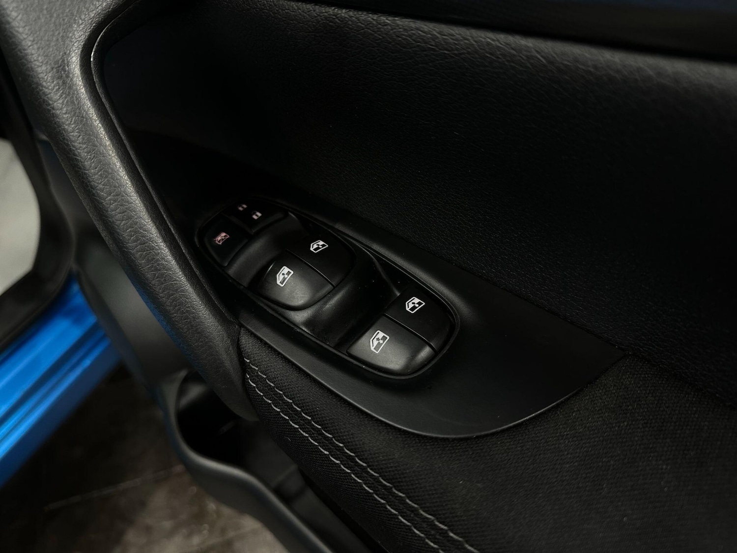 Used Nissan Qashqai 2017 for sale - 76667019: Photo 28