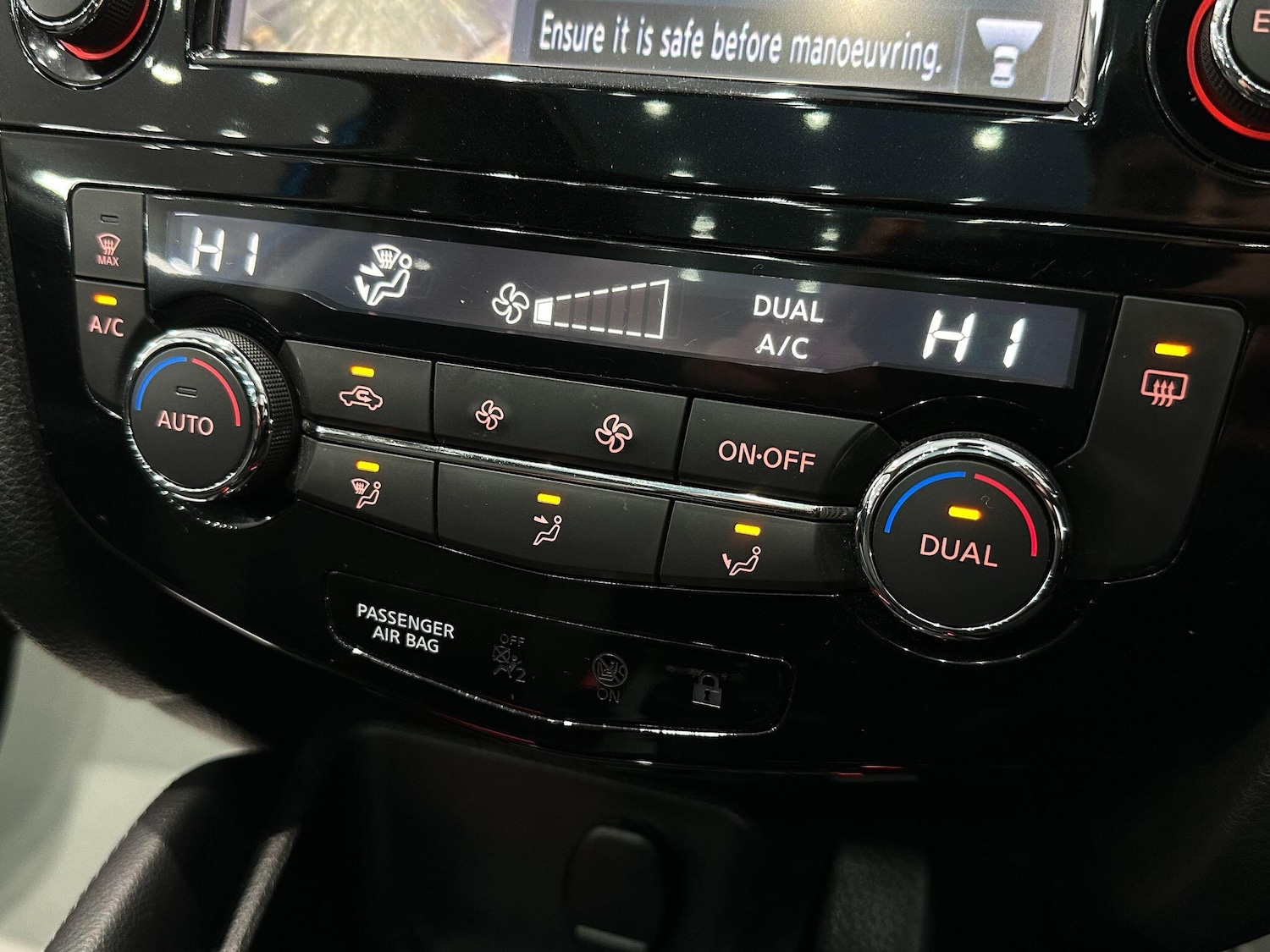 Used Nissan Qashqai 2017 for sale - 76667019: Photo 38