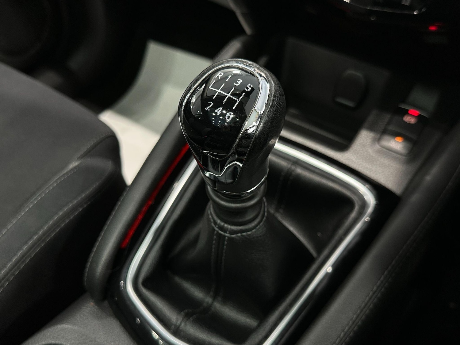 Used Nissan Qashqai 2017 for sale - 76667019: Photo 40