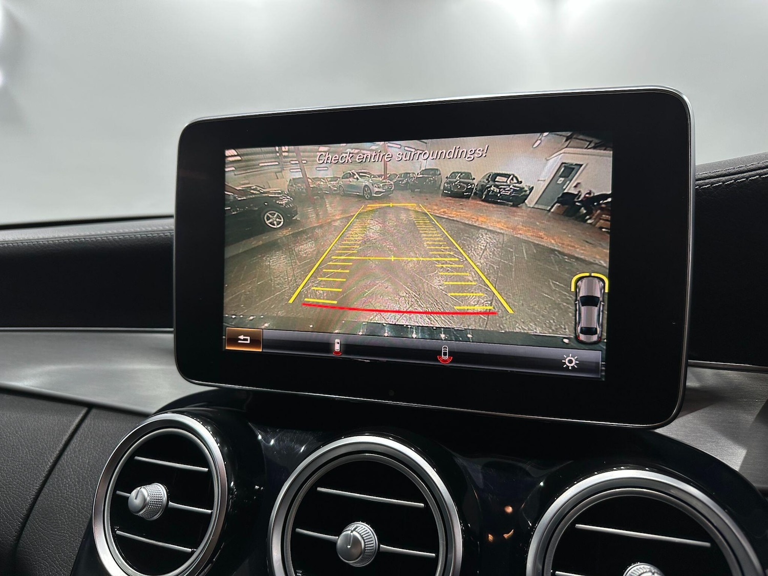 Used Mercedes-Benz C Class 2018 for sale - 76512023: Photo 44