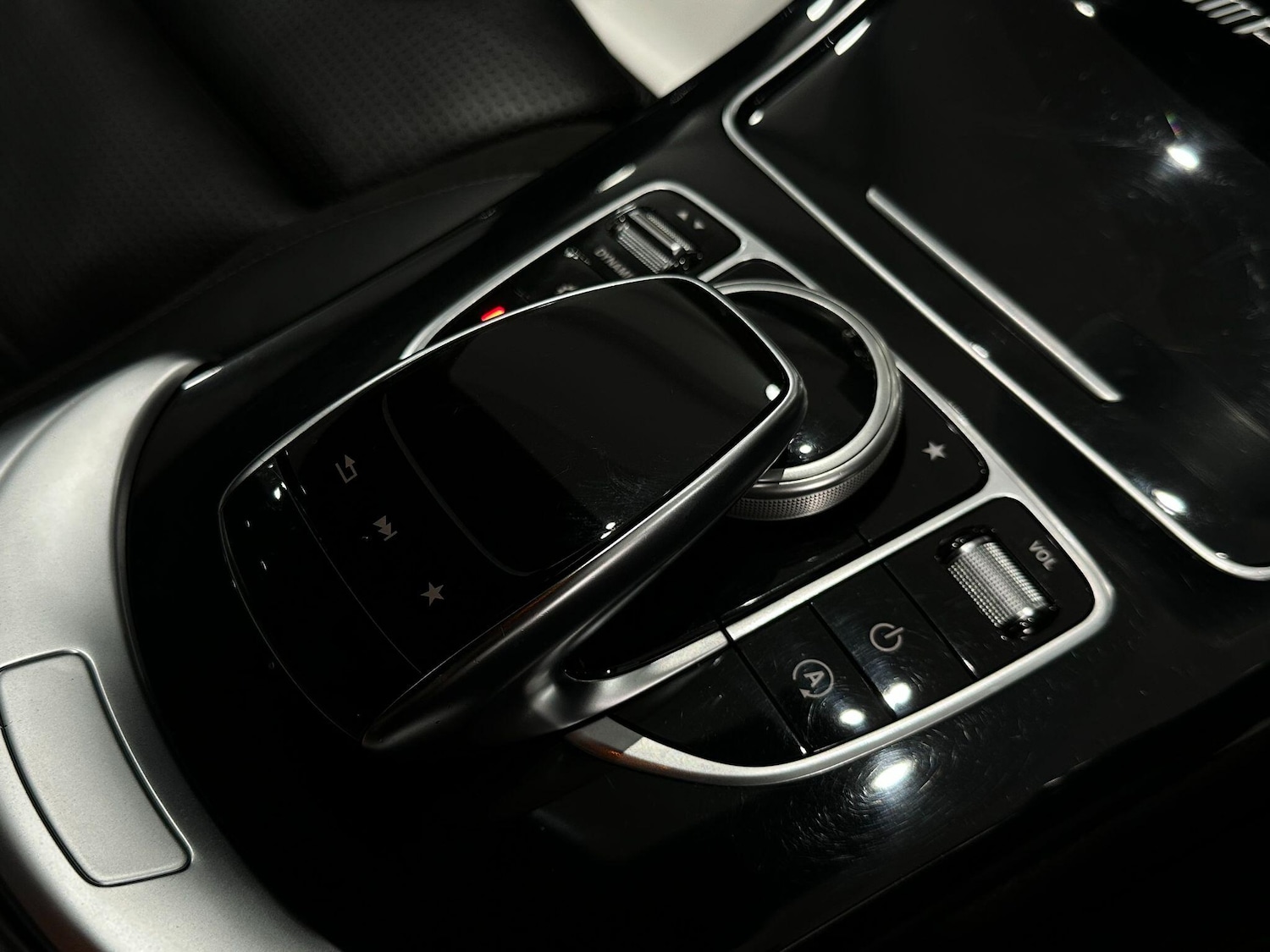 Used Mercedes-Benz C Class 2018 for sale - 76512023: Photo 48