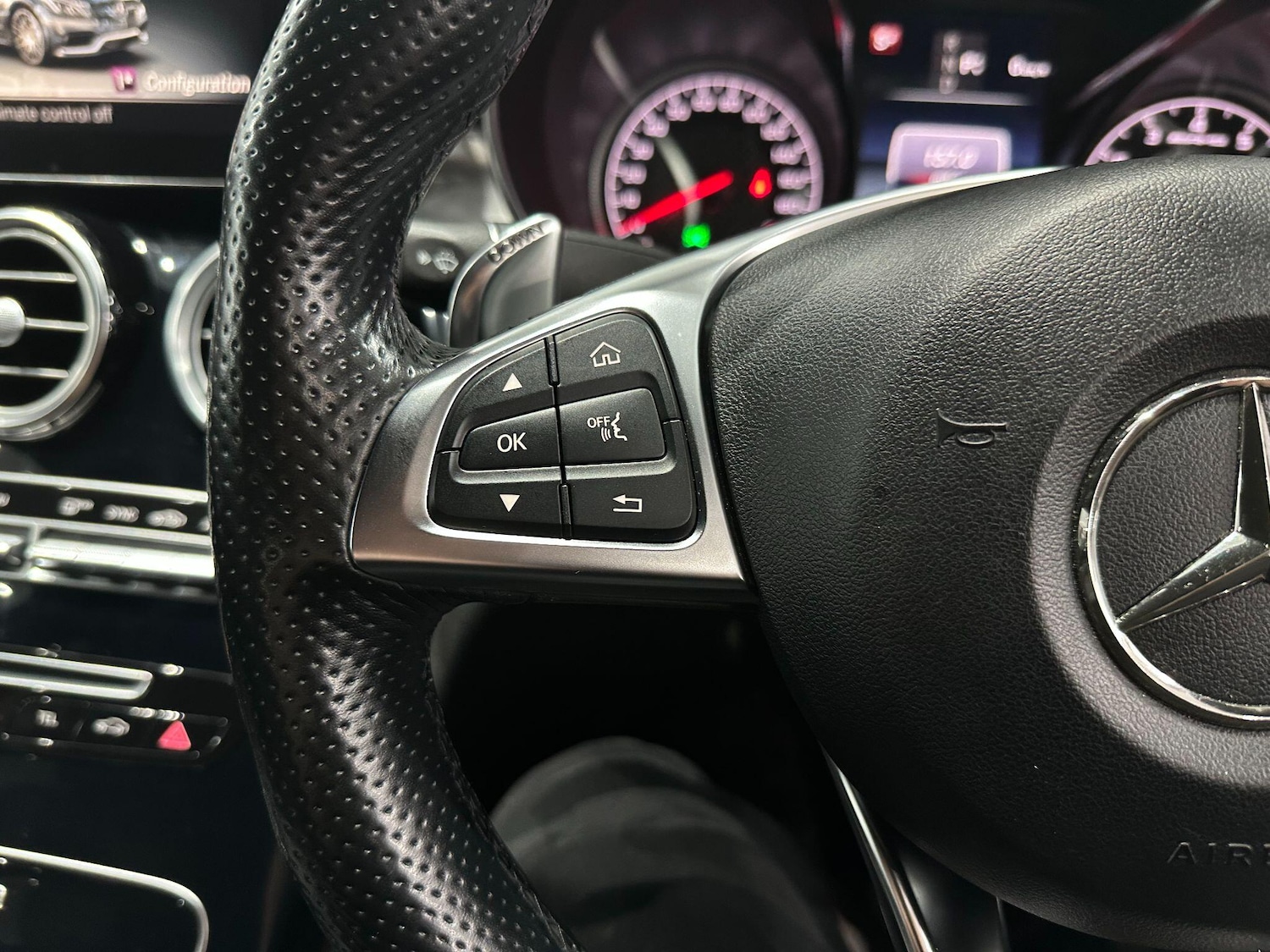 Used Mercedes-Benz C Class 2018 for sale - 76512023: Photo 52