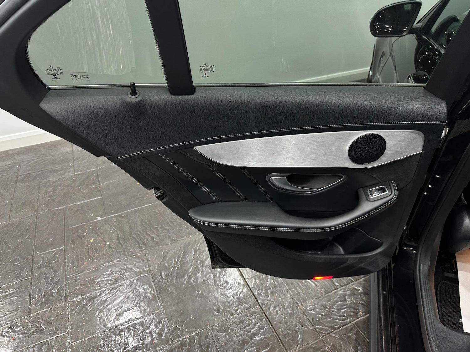 Used Mercedes-Benz C Class 2018 for sale - 76512023: Photo 64