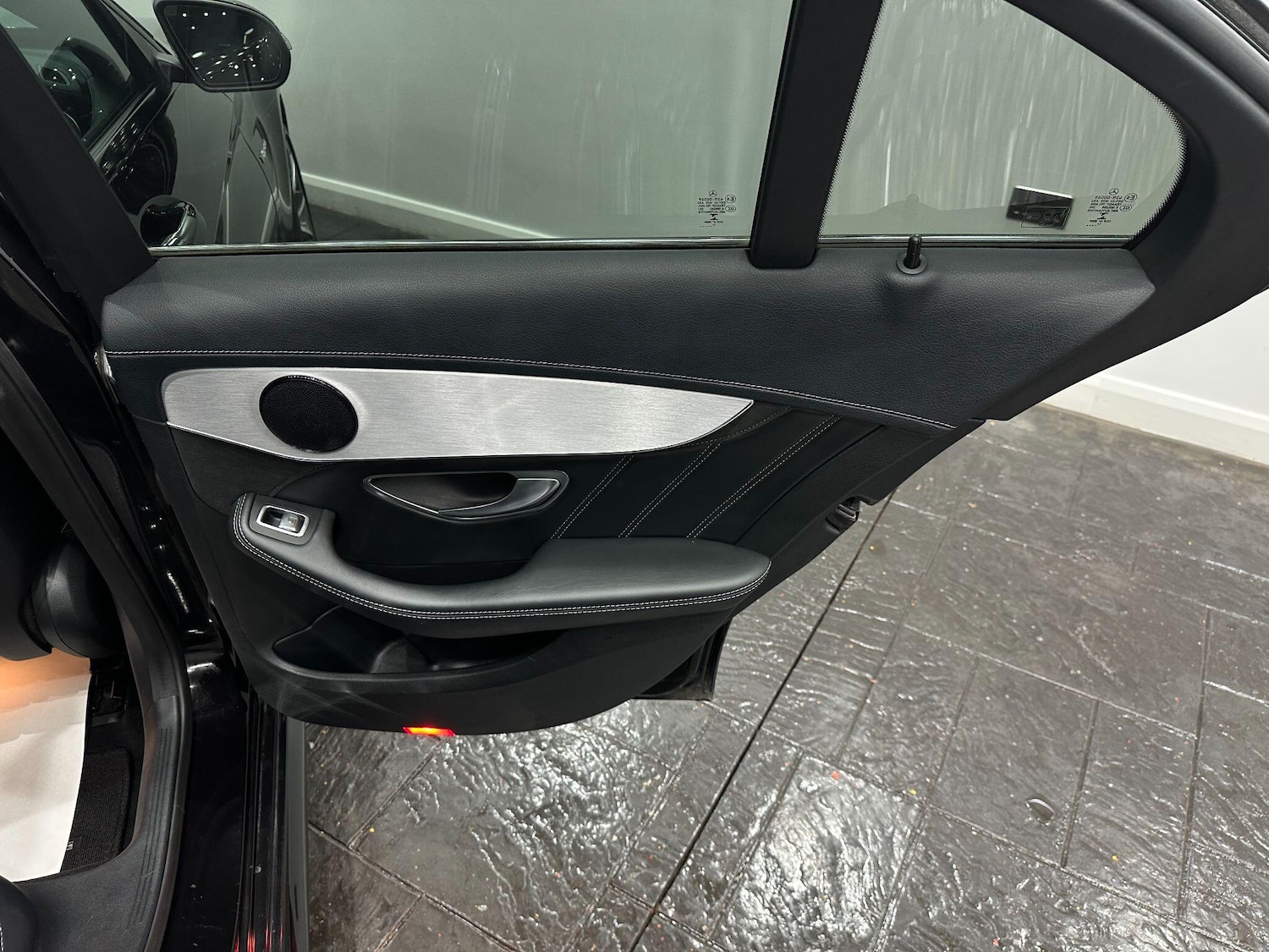 Used Mercedes-Benz C Class 2018 for sale - 76512023: Photo 67